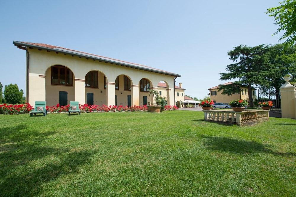Hotel Venice Resort Airport Тессера Екстер'єр фото