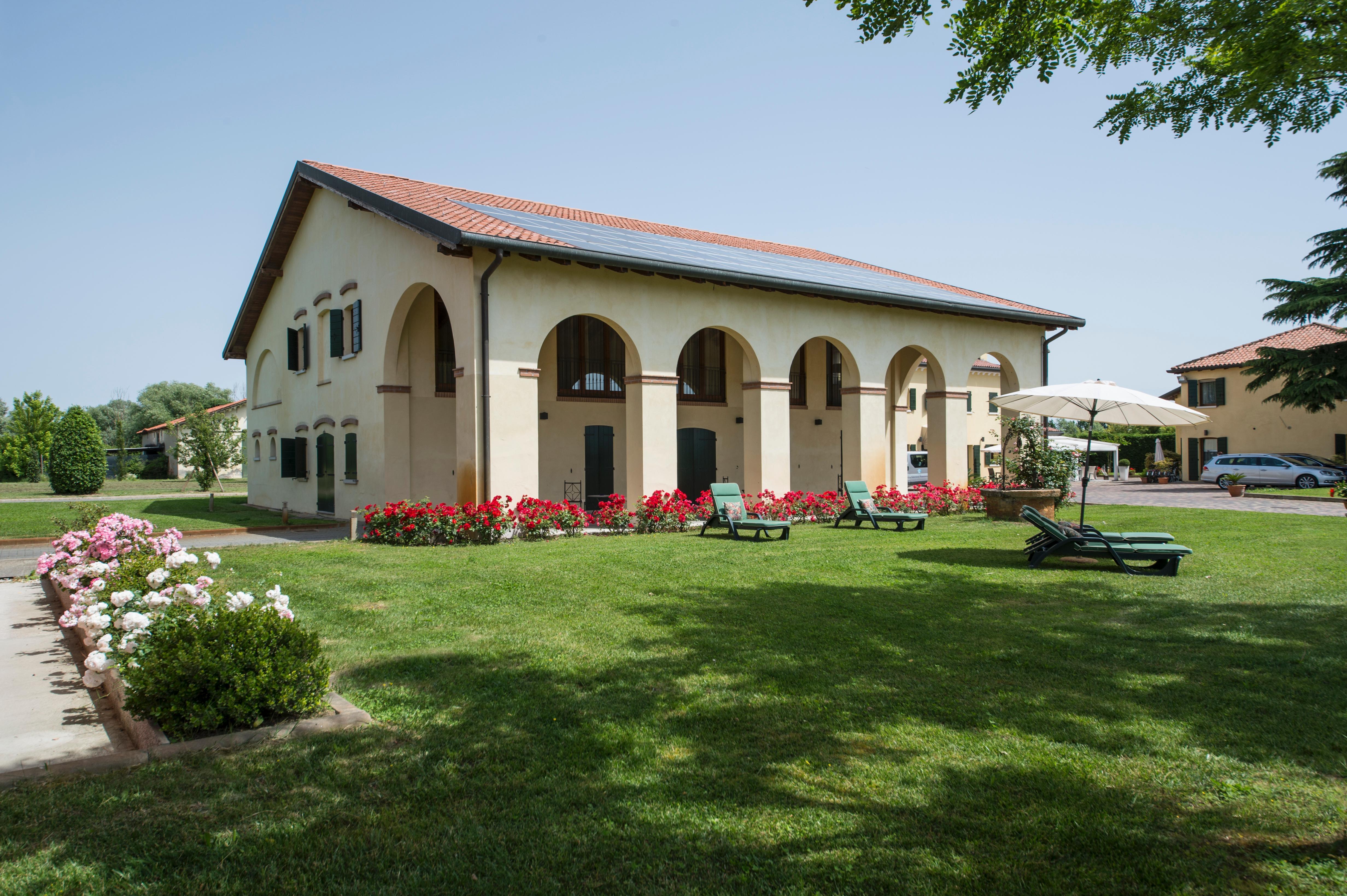 Hotel Venice Resort Airport Тессера Екстер'єр фото