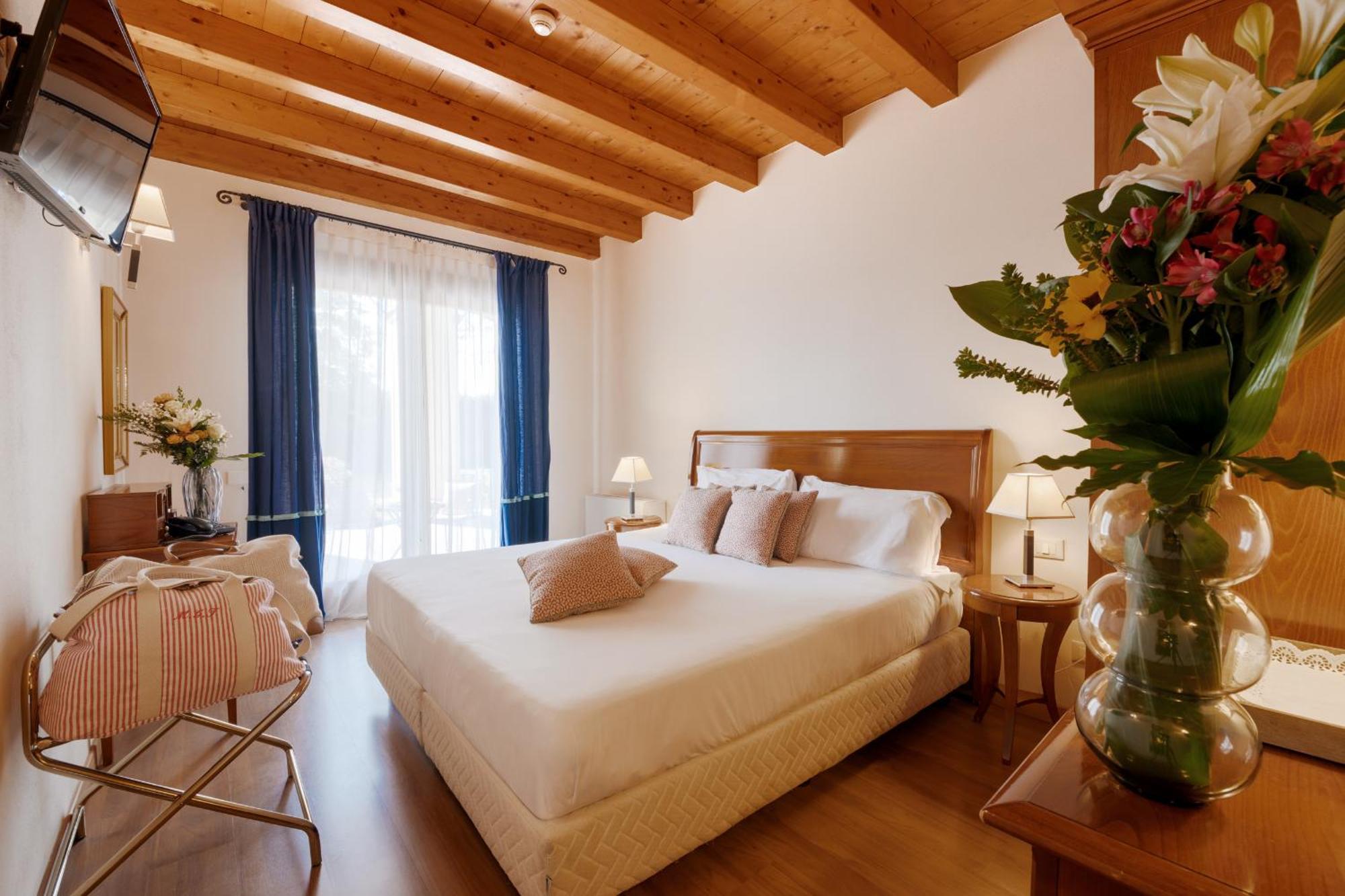 Hotel Venice Resort Airport Тессера Екстер'єр фото