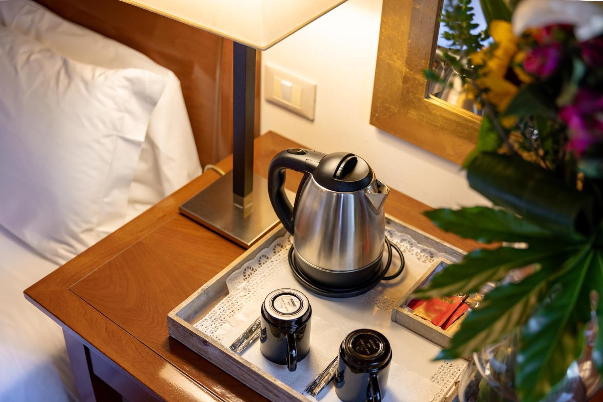 Hotel Venice Resort Airport Тессера Екстер'єр фото