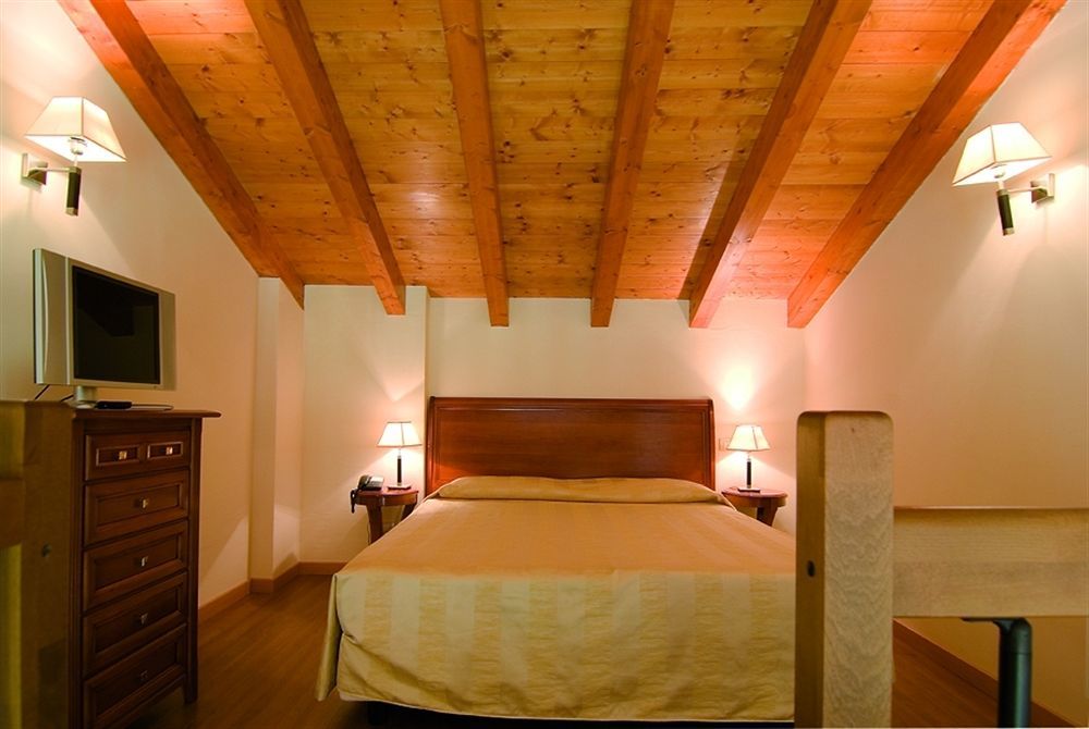 Hotel Venice Resort Airport Тессера Екстер'єр фото